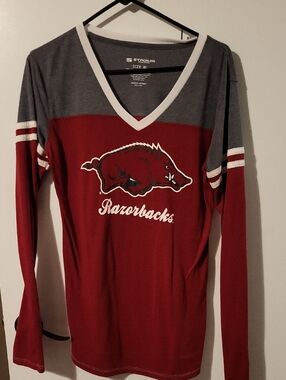 Stadium Athletics Heather Gray V-Neck Long Sleeve Tee
